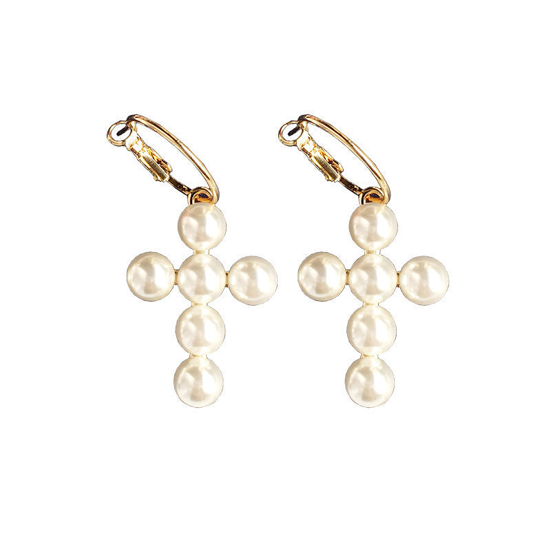 Aretes “Amor Guardado” — Cruz de perlas