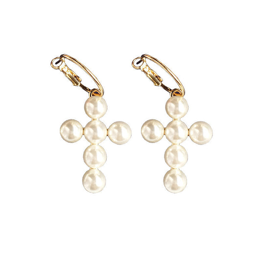 Aretes “Amor Guardado” — Cruz de perlas