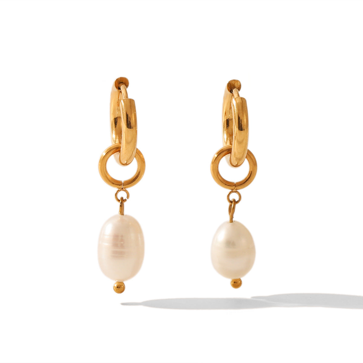 "Pearl in Her Eyes" Earrings